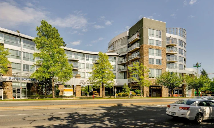 418-2745 Veterans Memorial Pkwy