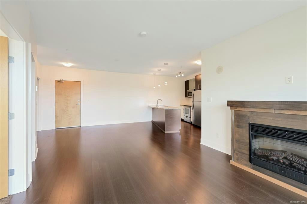 418-2745 Veterans Memorial Pkwy, Langford, BC, V9B 0H4 - 11