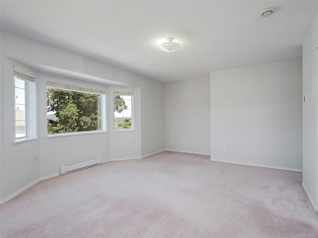 1287 Carmichael Court, Saanich, BC, V8Z 7B9 - 18