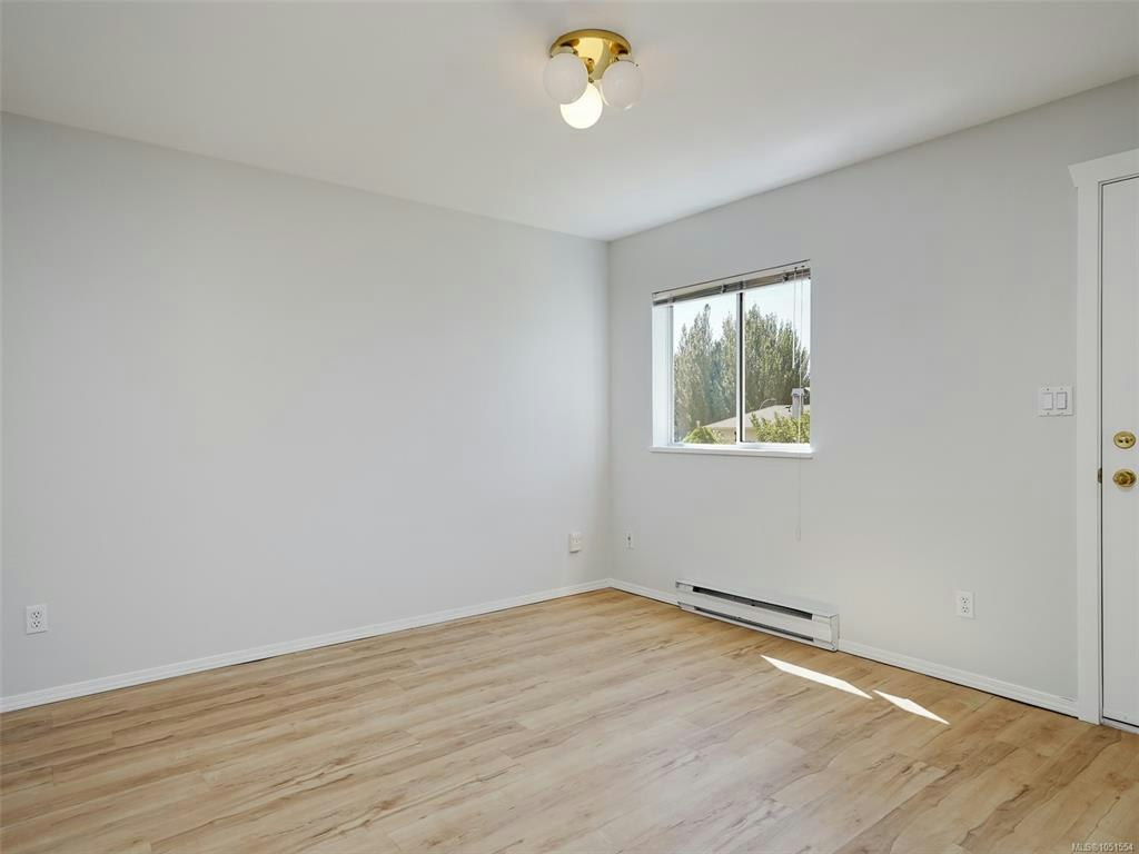 1287 Carmichael Court, Saanich, BC, V8Z 7B9 - 29