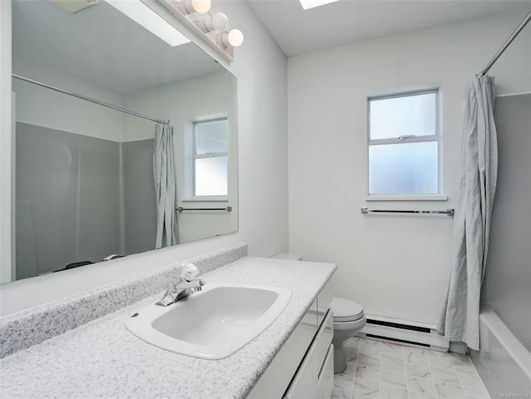 1287 Carmichael Court, Saanich, BC, V8Z 7B9 - 23