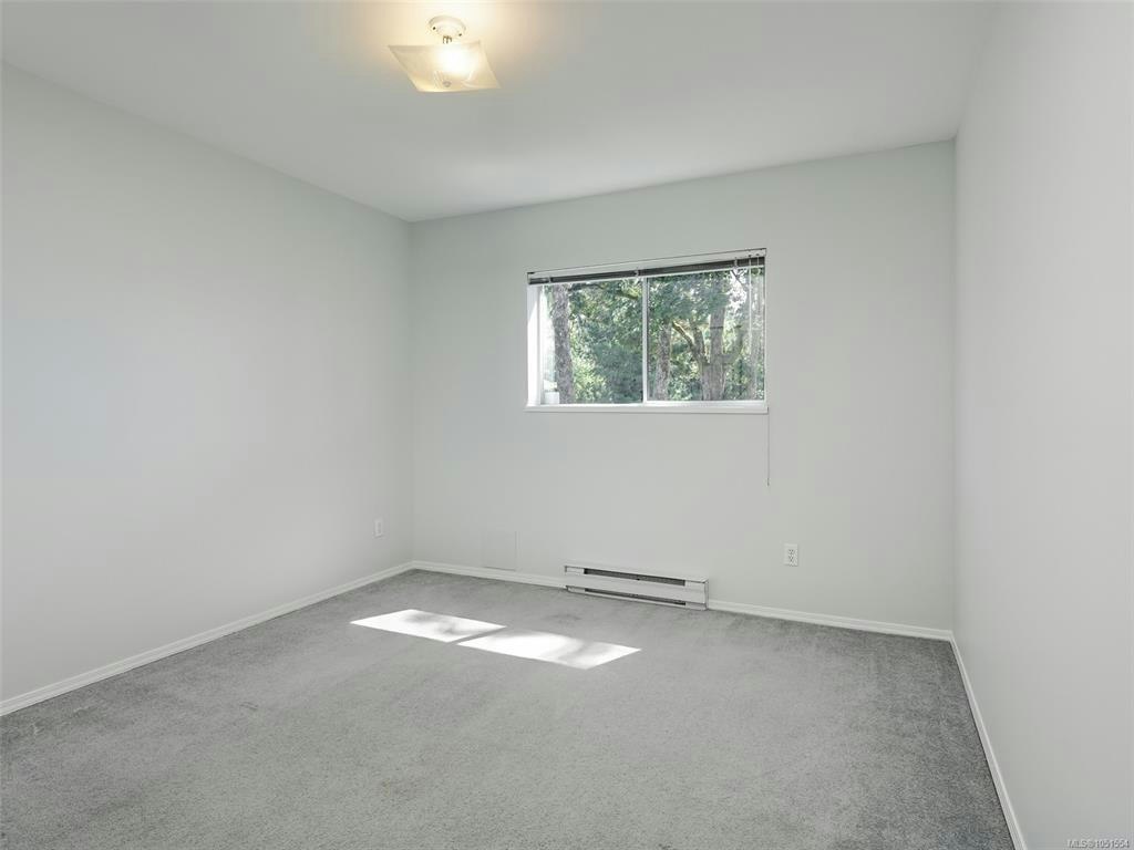 1287 Carmichael Court, Saanich, BC, V8Z 7B9 - 26