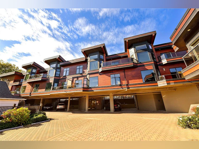 206-2589 Penrhyn Street, Saanich, BC, V8N 1G4 - 32