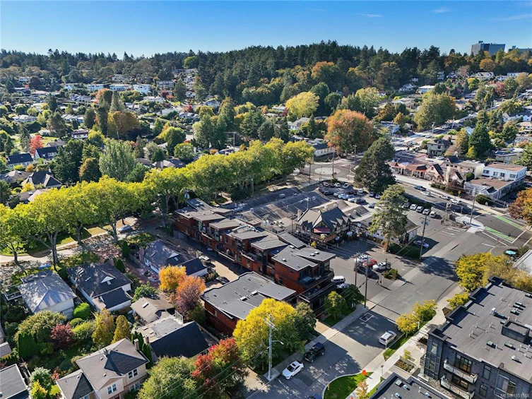 206-2589 Penrhyn Street, Saanich, BC, V8N 1G4 - 37