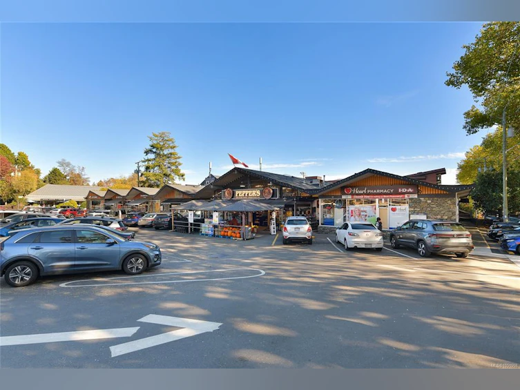 206-2589 Penrhyn Street, Saanich, BC, V8N 1G4 - 49