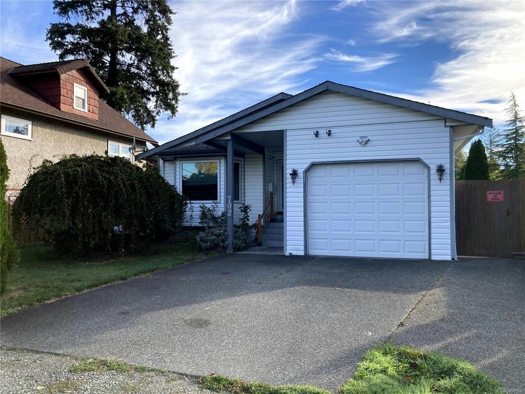 702 Hamilton Avenue, Nanaimo, BC, V9R 4G6