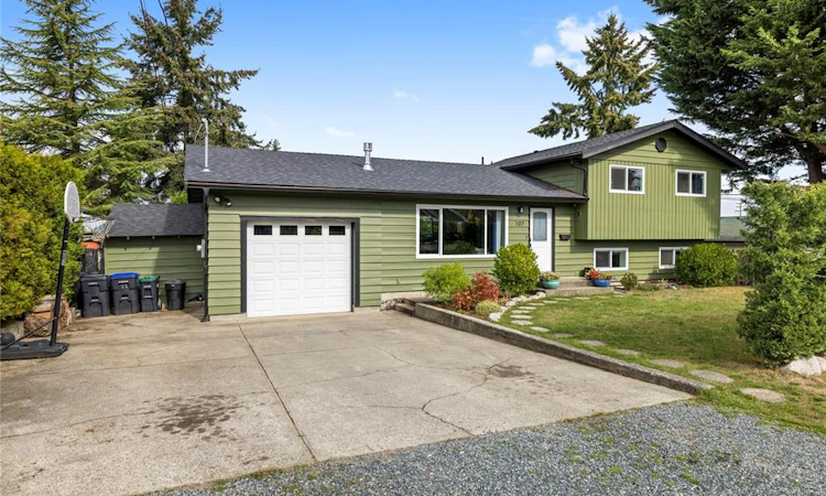 107 Moss Avenue