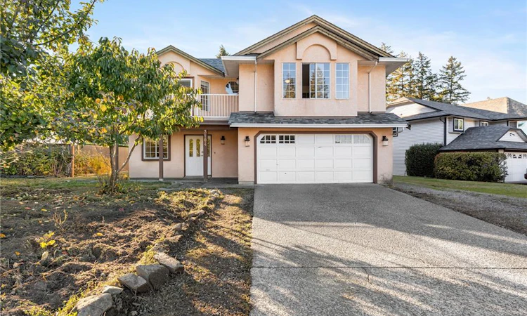 3104 Laurel Grove