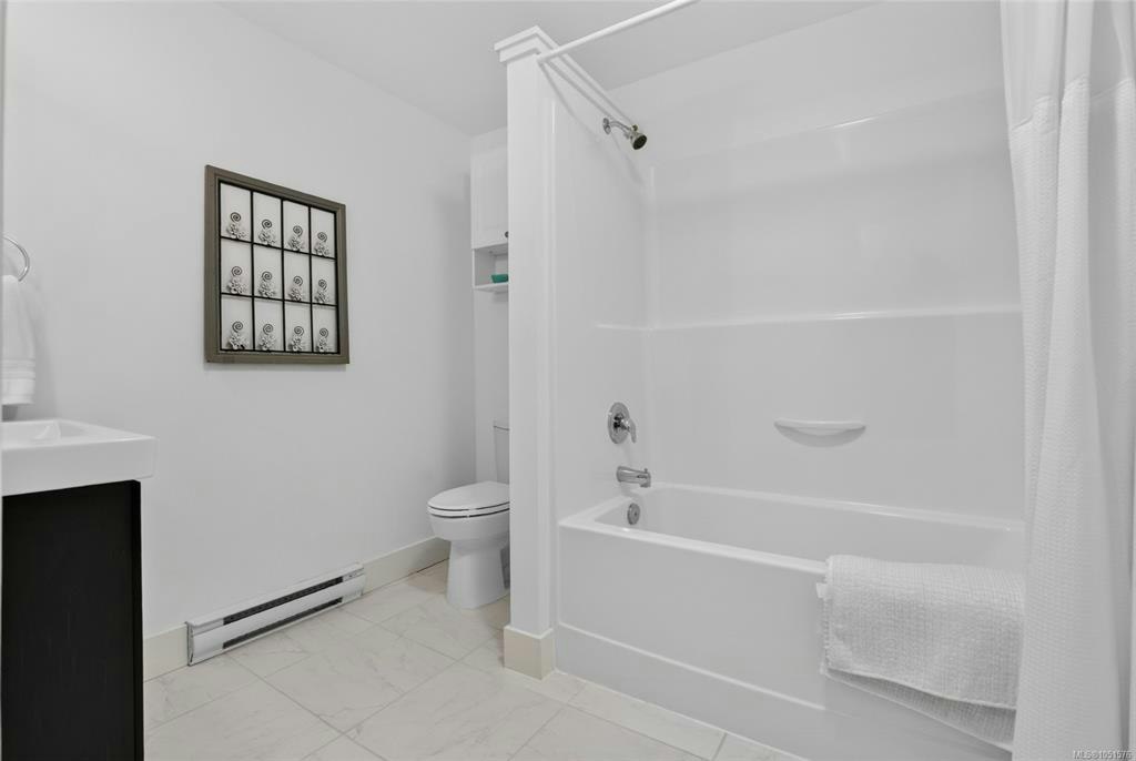 2618 Mill Bay Road, Mill Bay, BC, V8H 1C9 - 30