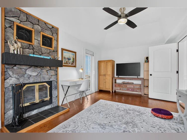 2618 Mill Bay Road, Mill Bay, BC, V8H 1C9 - 25