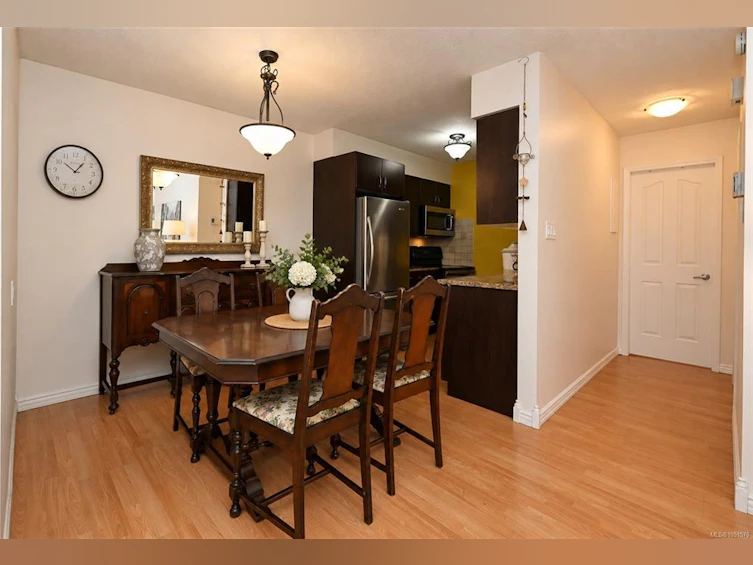 2-278 Island Highway, View Royal, BC, V9B 1G5 - 11