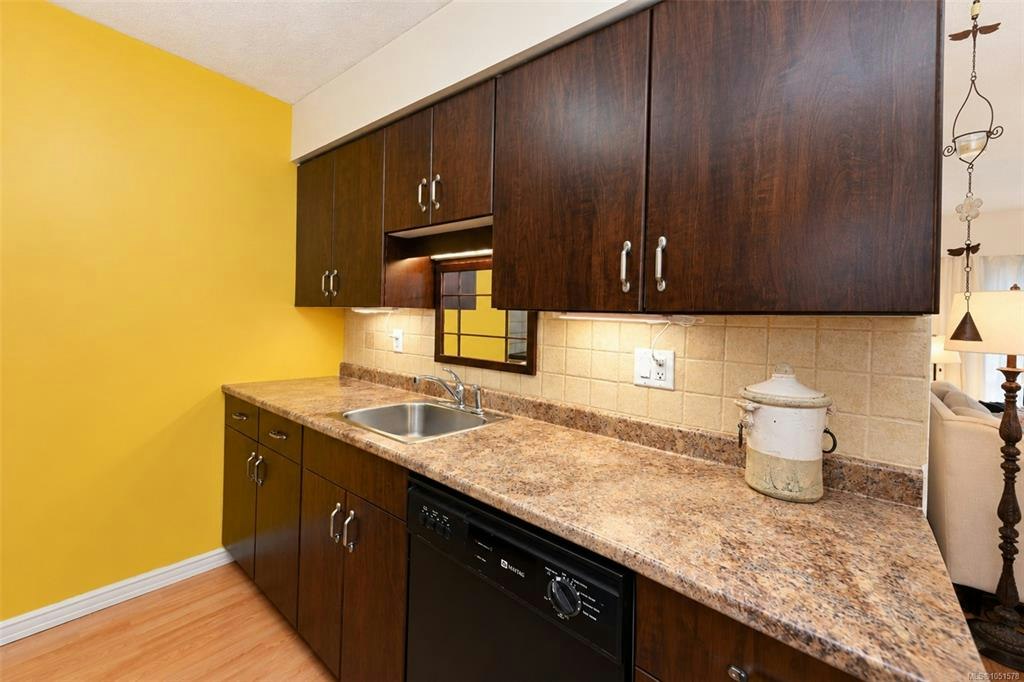 2-278 Island Highway, View Royal, BC, V9B 1G5 - 15