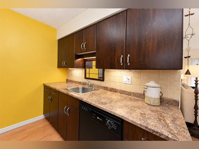 2-278 Island Highway, View Royal, BC, V9B 1G5 - 15