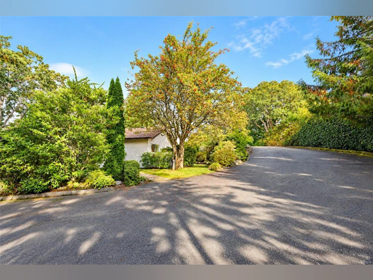 2-278 Island Highway, View Royal, BC, V9B 1G5 - 30