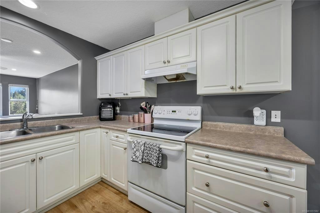 4780 Fairbrook Crescent, Nanaimo, BC, V9T 6M6 - 11