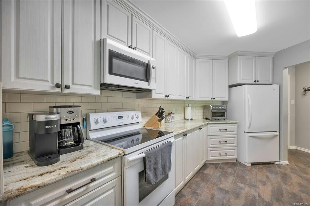 204-770 Poplar Street, Nanaimo, BC, V9S 2H6 - 8
