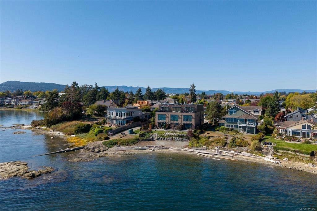 1-2525 Rothesay Avenue, Sidney, BC, V8L 2B9 - 30