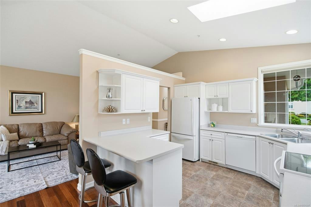 6154 Saturna Avenue - 5