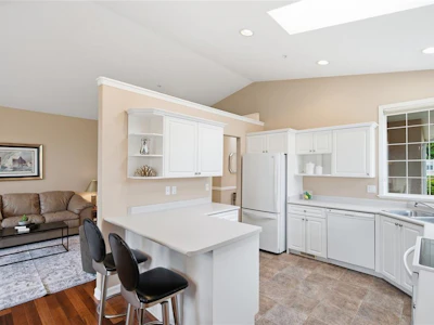 6154 Saturna Avenue - 5