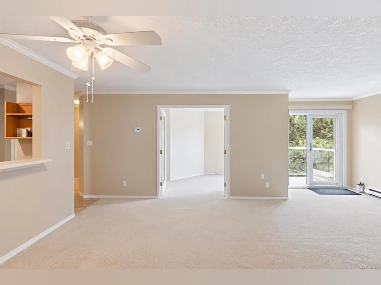 334-2245 James White Boulevard, Sidney, BC, V8L 1Z5 - 8