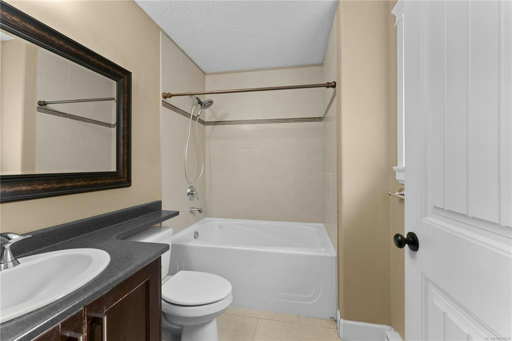 3470 Maveric Road, Nanaimo, BC, V9T 0C7 - 20