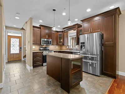 3470 Maveric Road - 4