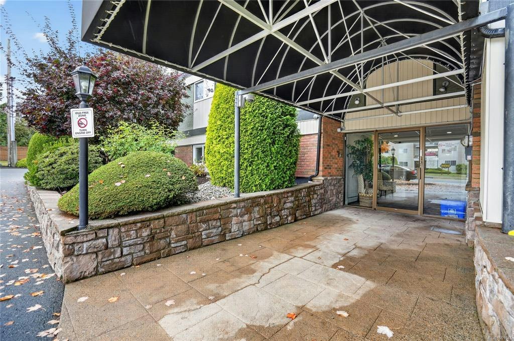 202-255 W Hirst Avenue, Parksville, BC, V9P 1P5 - 35