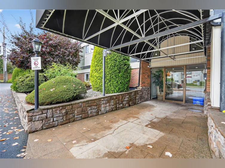 202-255 W Hirst Avenue, Parksville, BC, V9P 1P5 - 35
