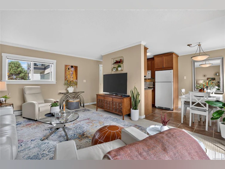 202-255 W Hirst Avenue, Parksville, BC, V9P 1P5 - 8