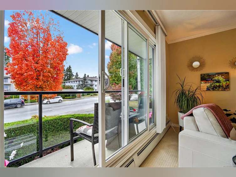 202-255 W Hirst Avenue, Parksville, BC, V9P 1P5 - 12