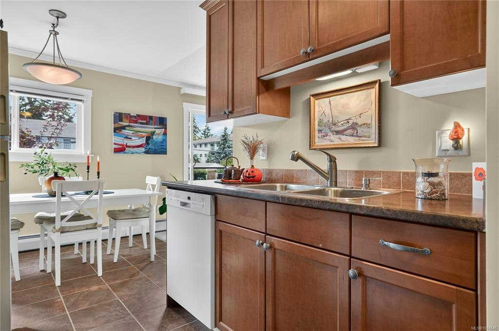 202-255 W Hirst Avenue, Parksville, BC, V9P 1P5 - 17