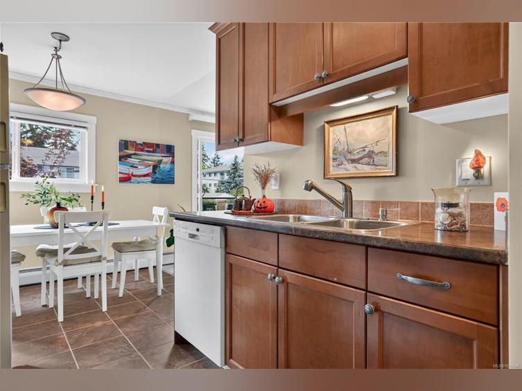202-255 W Hirst Avenue, Parksville, BC, V9P 1P5 - 17