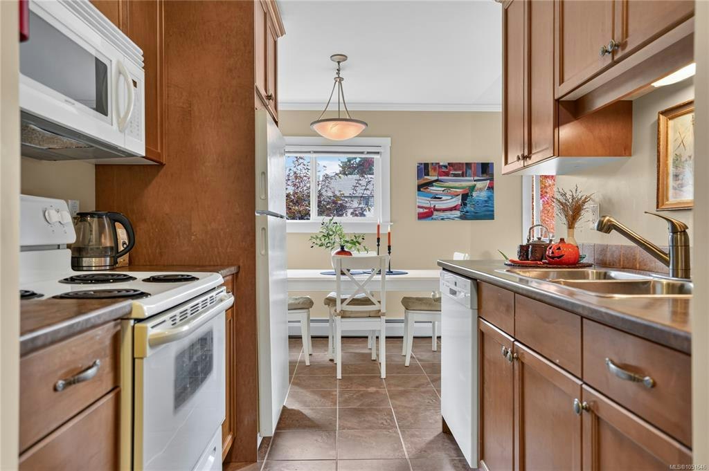 202-255 W Hirst Avenue, Parksville, BC, V9P 1P5 - 15