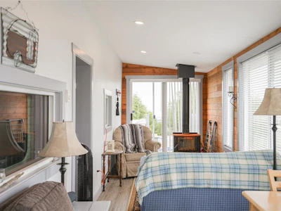 1098 Sixth Avenue - 4