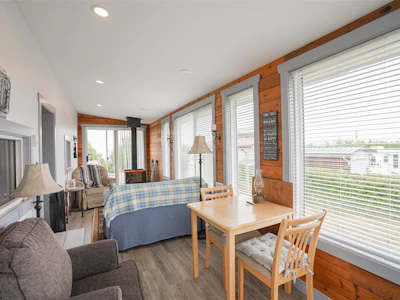 1098 Sixth Avenue - 5