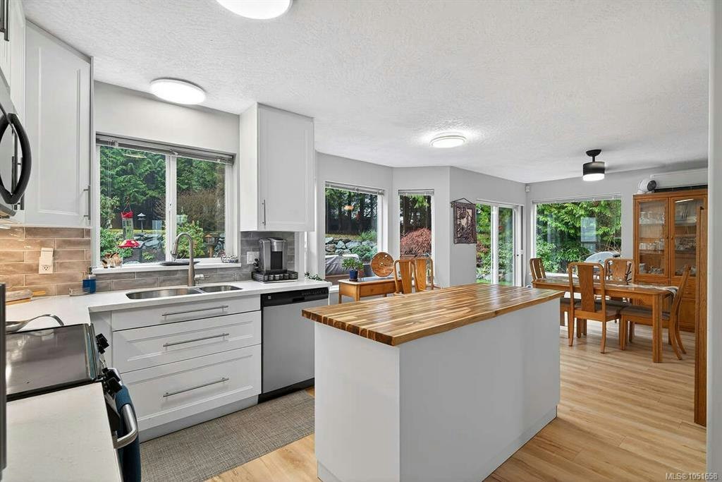 1136 Corcan Road, Qualicum Beach, BC, V9K 2R6