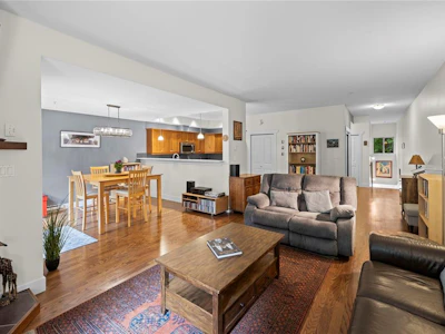 302-1244 4th Avenue - 5
