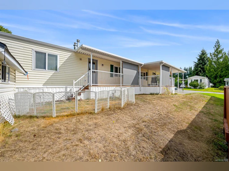 11-4714 Muir Road, Courtenay, BC, V9N 8Z4