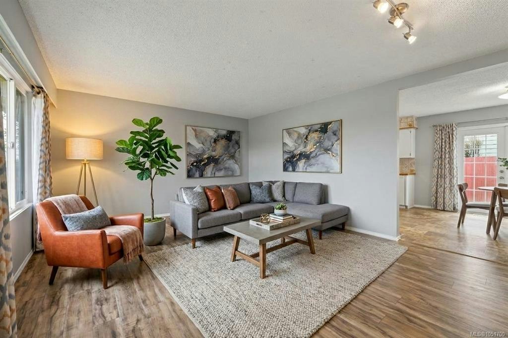 555 Weber Street - 2