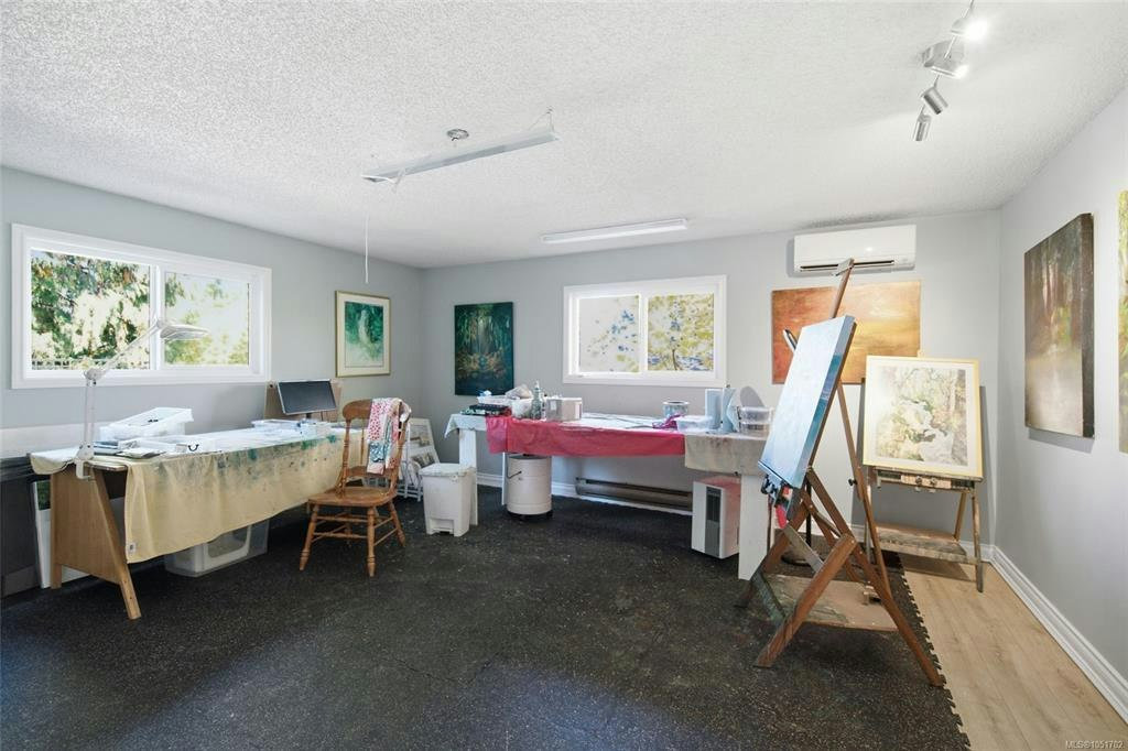 1061 Harlequin Road, Qualicum Beach, BC, V9K 1E2 - 32
