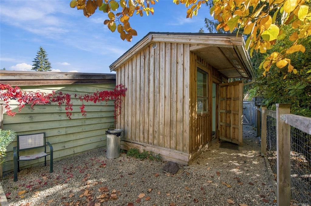 1061 Harlequin Road, Qualicum Beach, BC, V9K 1E2 - 39