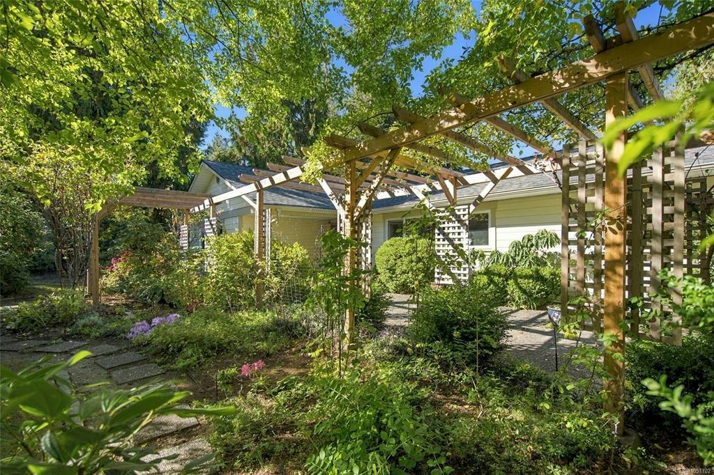 1061 Harlequin Road, Qualicum Beach, BC, V9K 1E2 - 15