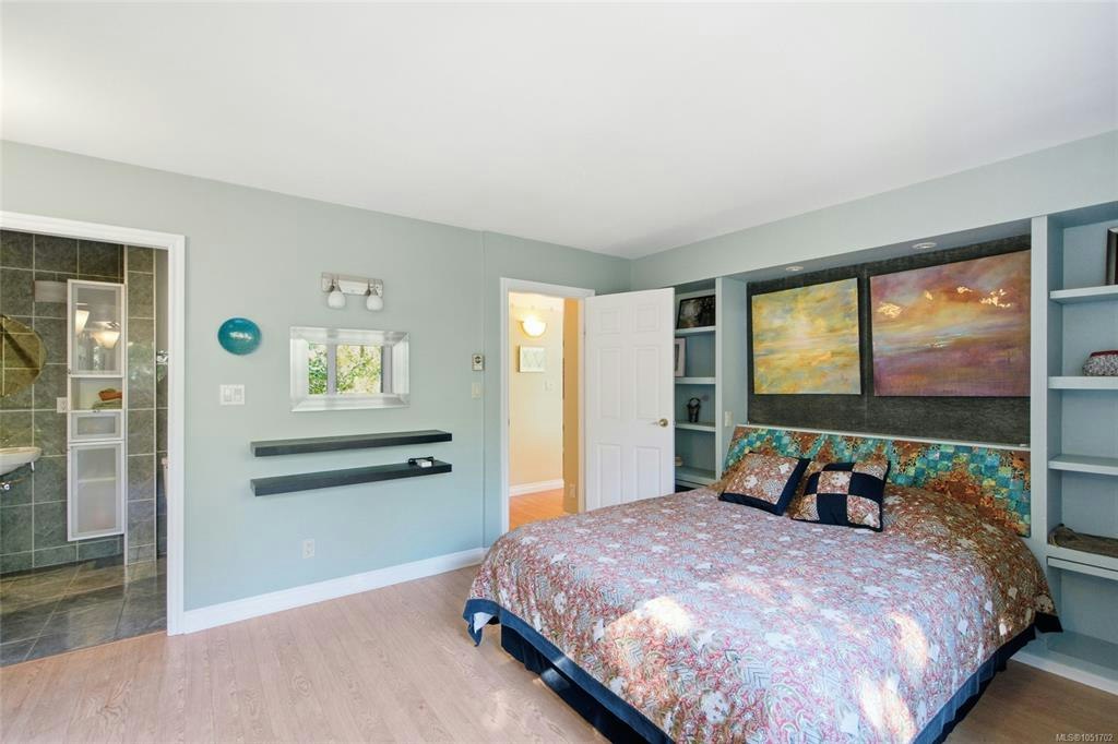 1061 Harlequin Road, Qualicum Beach, BC, V9K 1E2 - 6