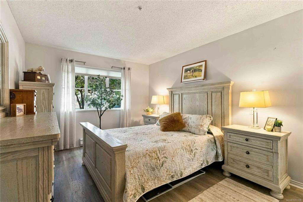 105-290 Island Highway, View Royal, BC, V9B 1G5 - 25