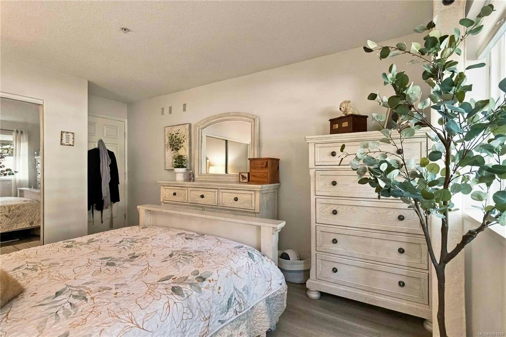 105-290 Island Highway, View Royal, BC, V9B 1G5 - 27