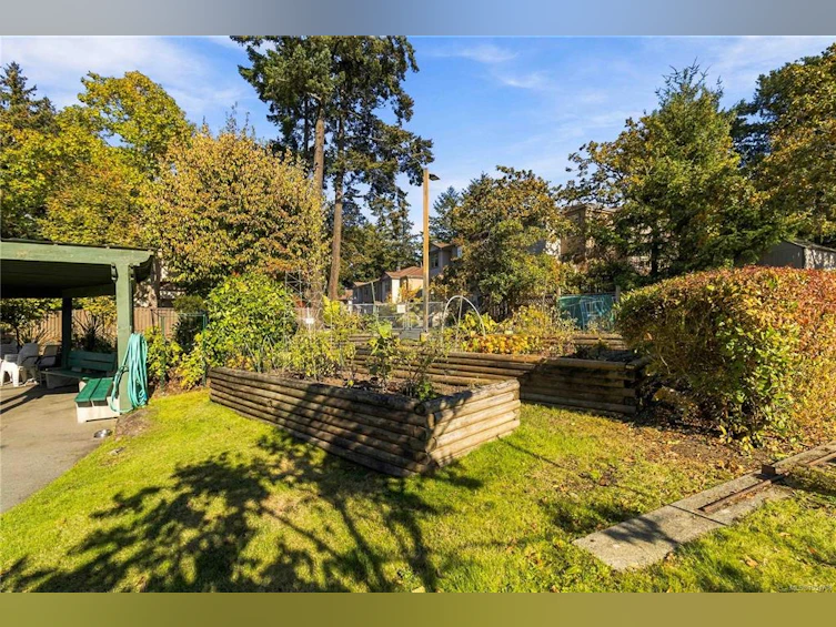 105-290 Island Highway, View Royal, BC, V9B 1G5 - 33