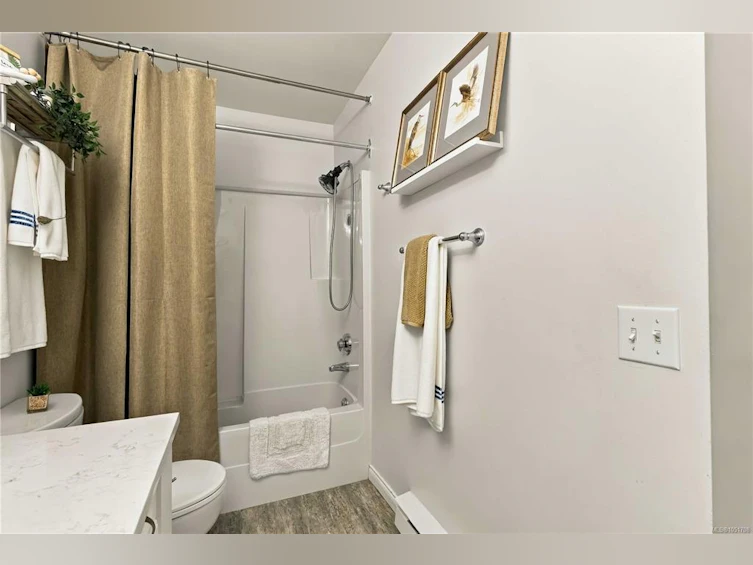 105-290 Island Highway, View Royal, BC, V9B 1G5 - 24