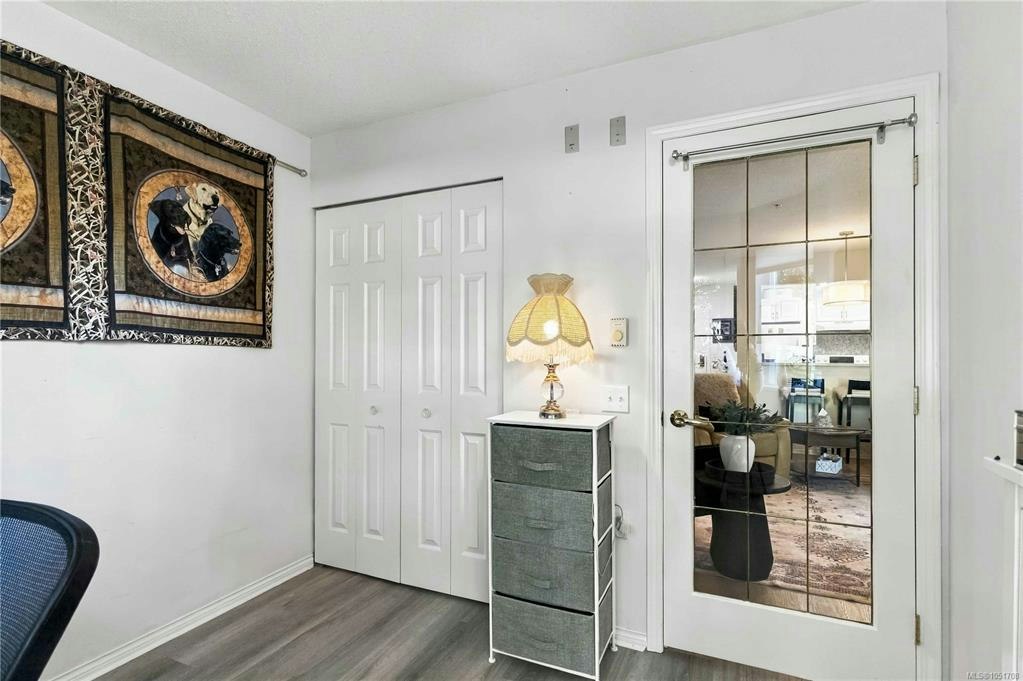 105-290 Island Highway, View Royal, BC, V9B 1G5 - 20