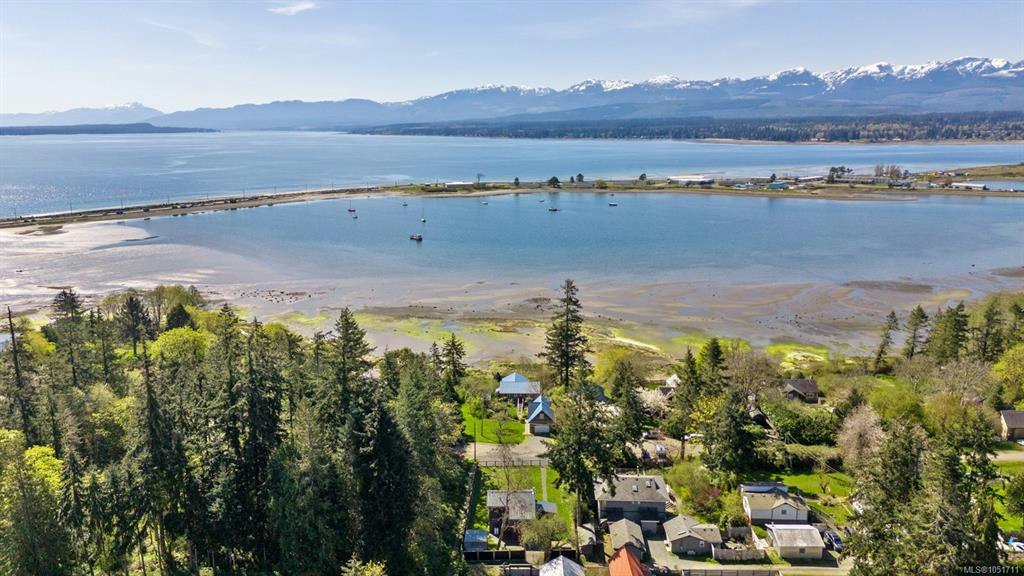 1304 Midden Road, Comox, BC, V9M 2R6 - 4
