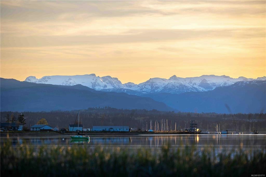 1304 Midden Road, Comox, BC, V9M 2R6 - 49